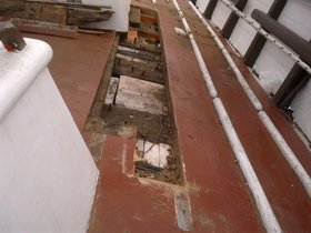 140420131475 coperta in riparazione.jpg